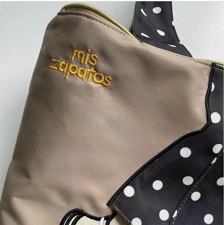 mis zapatos Water Repellent Tote