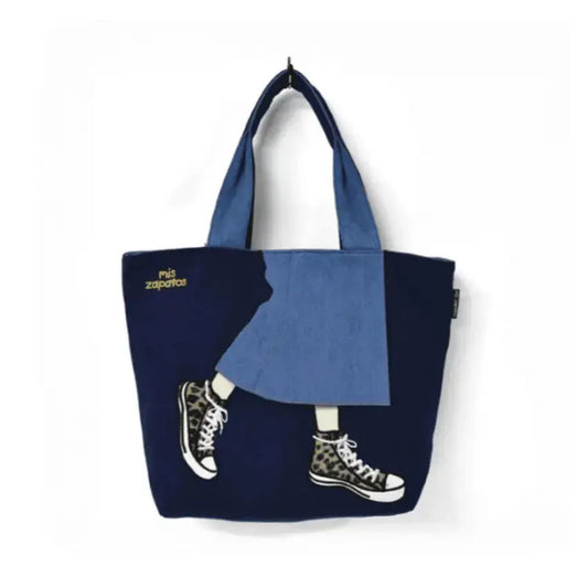 mis zapatos Large Tote 