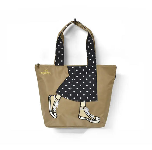 mis zapatos Water Repellent Tote 