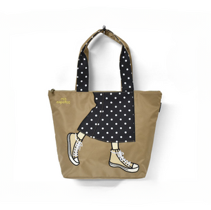 mis zapatos Water Repellent Tote